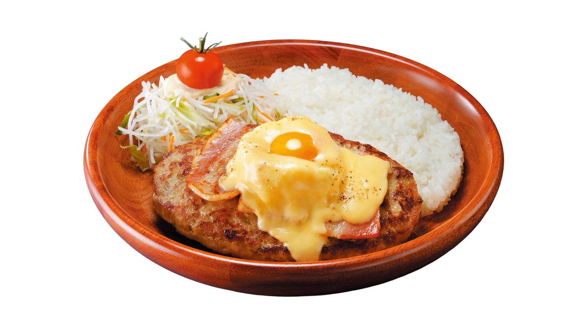 Bacon Egg Bene Burger Dish — ¥2,200 (tax included)