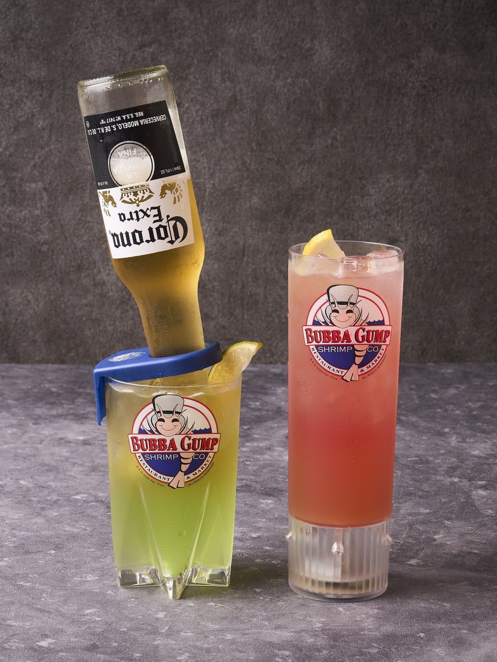 Muscat Coronaryta - ¥2,280 (tax included) / Peach Pineapple Lemonade - ¥1,780 (tax included)