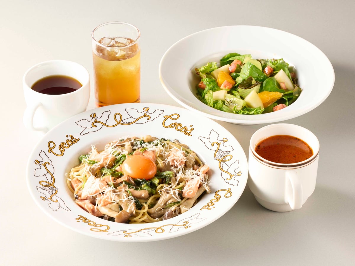 Cocos Offers Autumn Truffle Cream Pasta with Egg Yolk in Japan