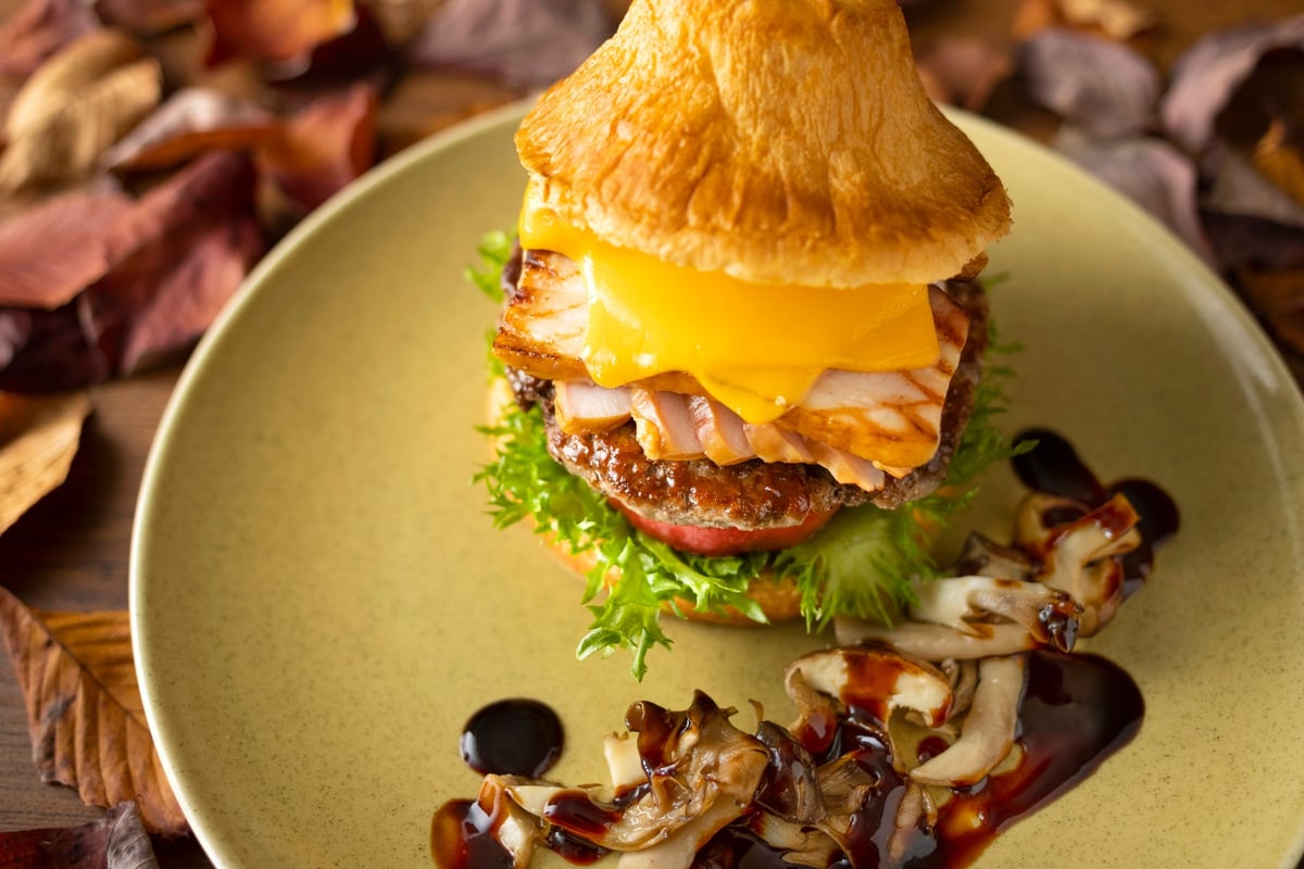 Image of the Mount Fuji Triple Meat Burger