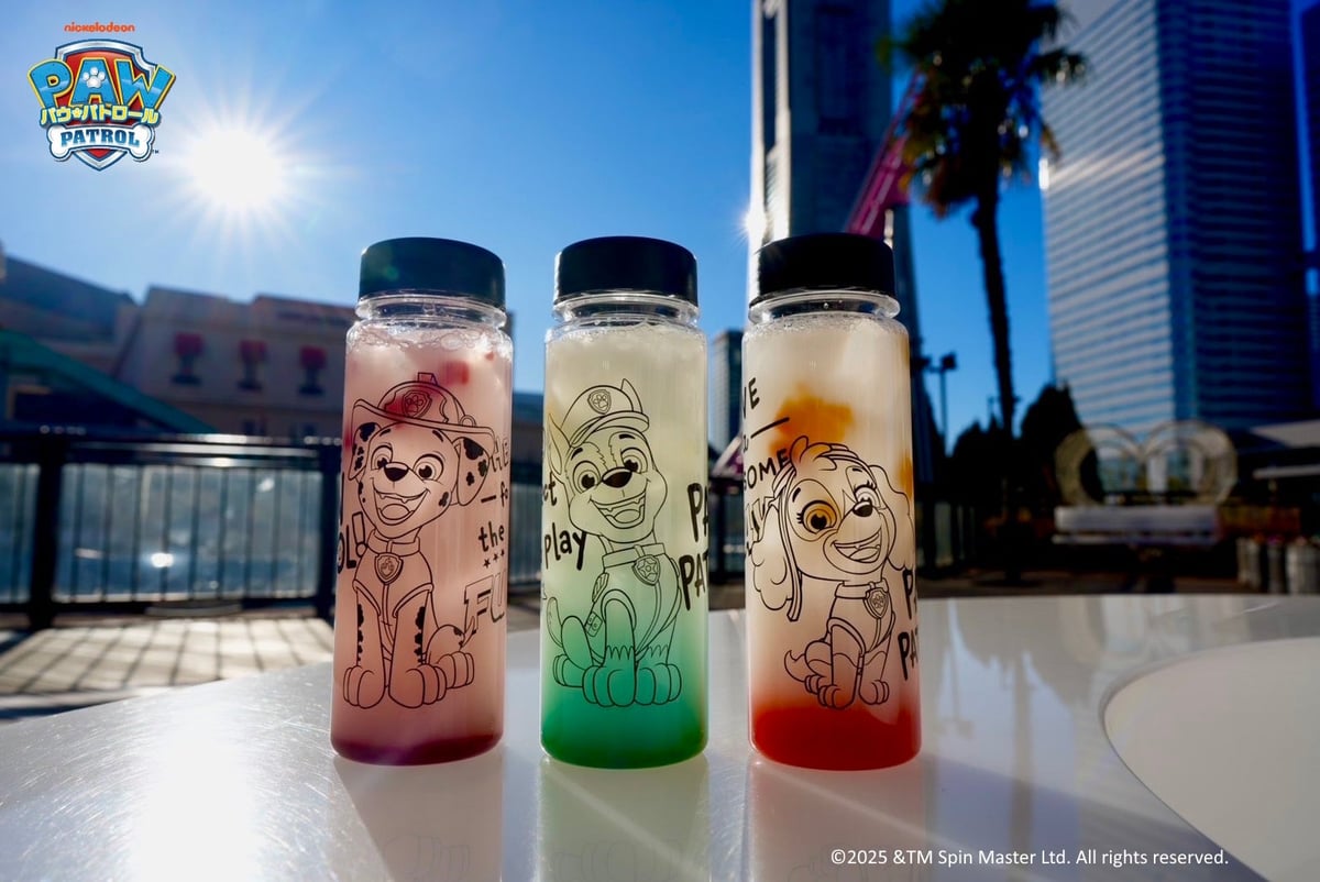 Drink with clear bottle (image)