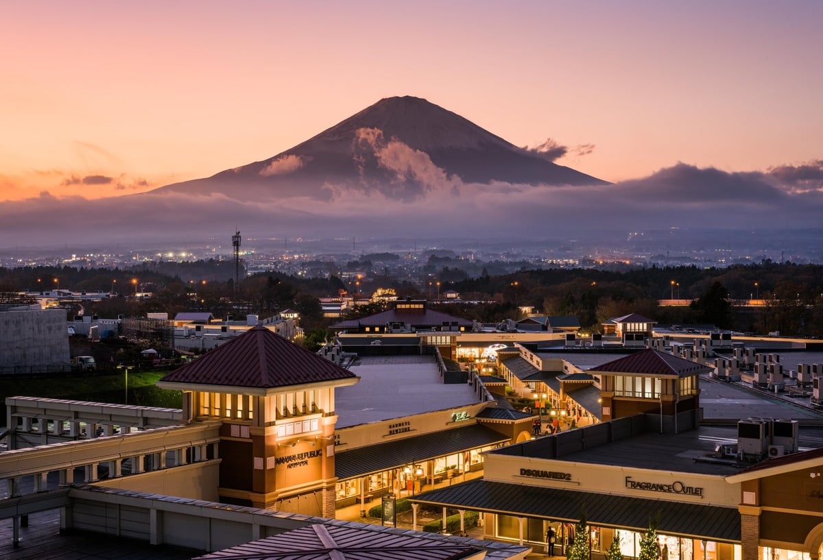 Gotemba Premium Outlets Hosts First Obon Summer Festival with Fireworks and Food Stalls