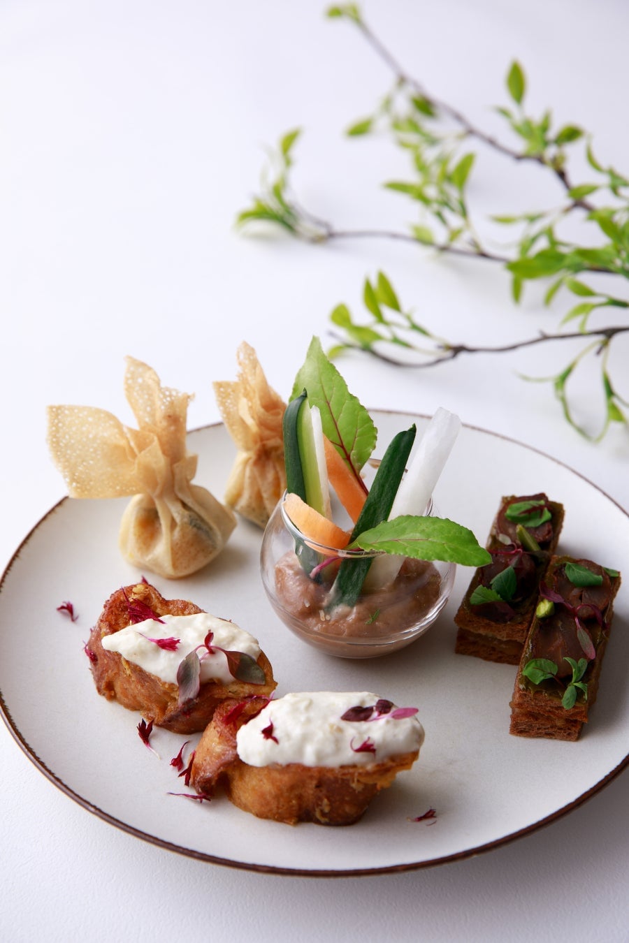 Grand Hyatt Fukuoka Offers Autumn Mont Blanc Afternoon Tea from ¥6,000