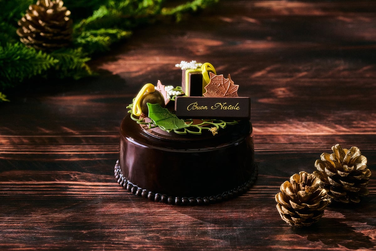 Grand Hyatt Tokyo Debuts Award-Winning Christmas Cakes
