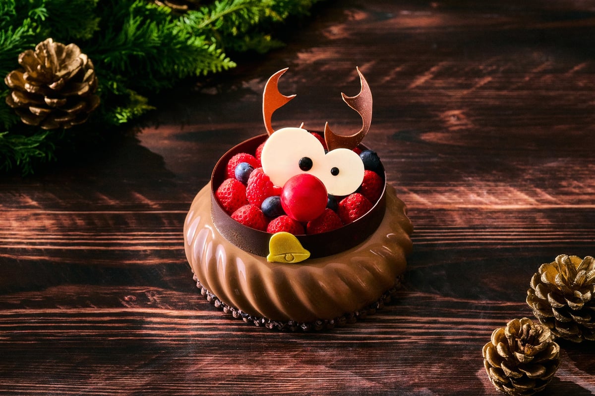 Grand Hyatt Tokyo Debuts Award-Winning Christmas Cakes