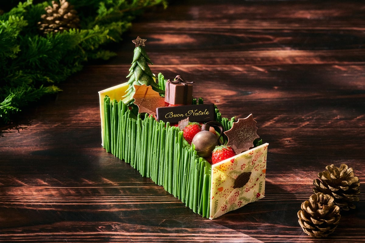 Grand Hyatt Tokyo Debuts Award-Winning Christmas Cakes