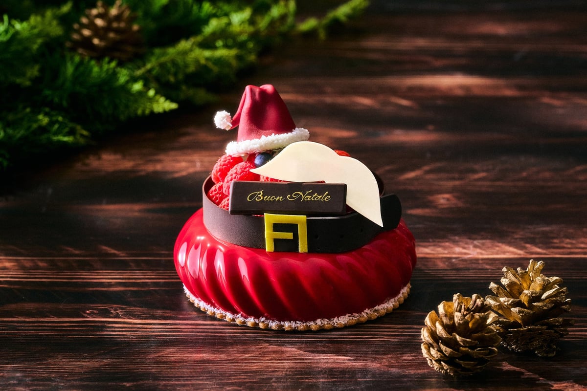 Grand Hyatt Tokyo Debuts Award-Winning Christmas Cakes