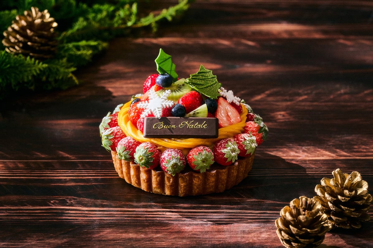 Grand Hyatt Tokyo Debuts Award-Winning Christmas Cakes