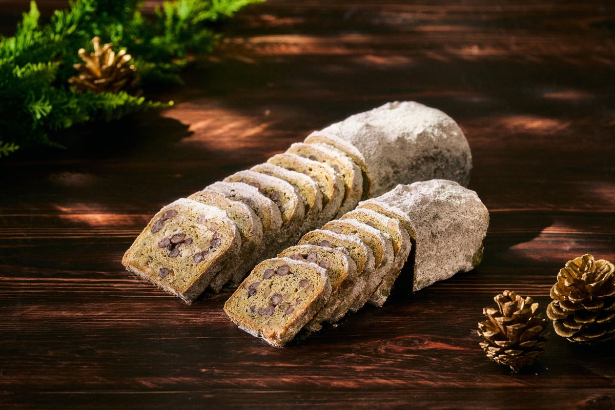Grand Hyatt Tokyo Debuts Award-Winning Christmas Cakes