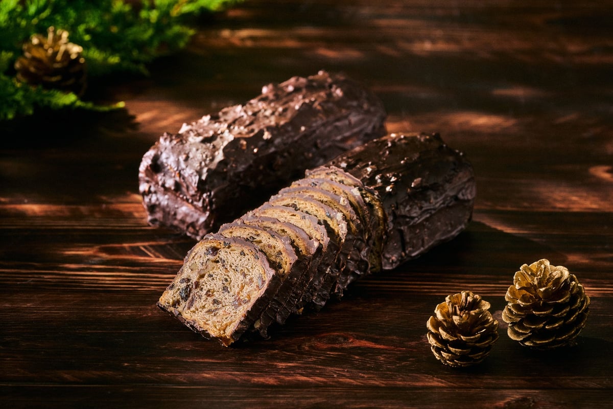 Grand Hyatt Tokyo Debuts Award-Winning Christmas Cakes