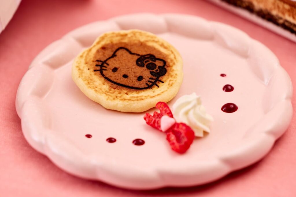 [From Live Kitchen] HELLO KITTY's Happy♡ Pancakes