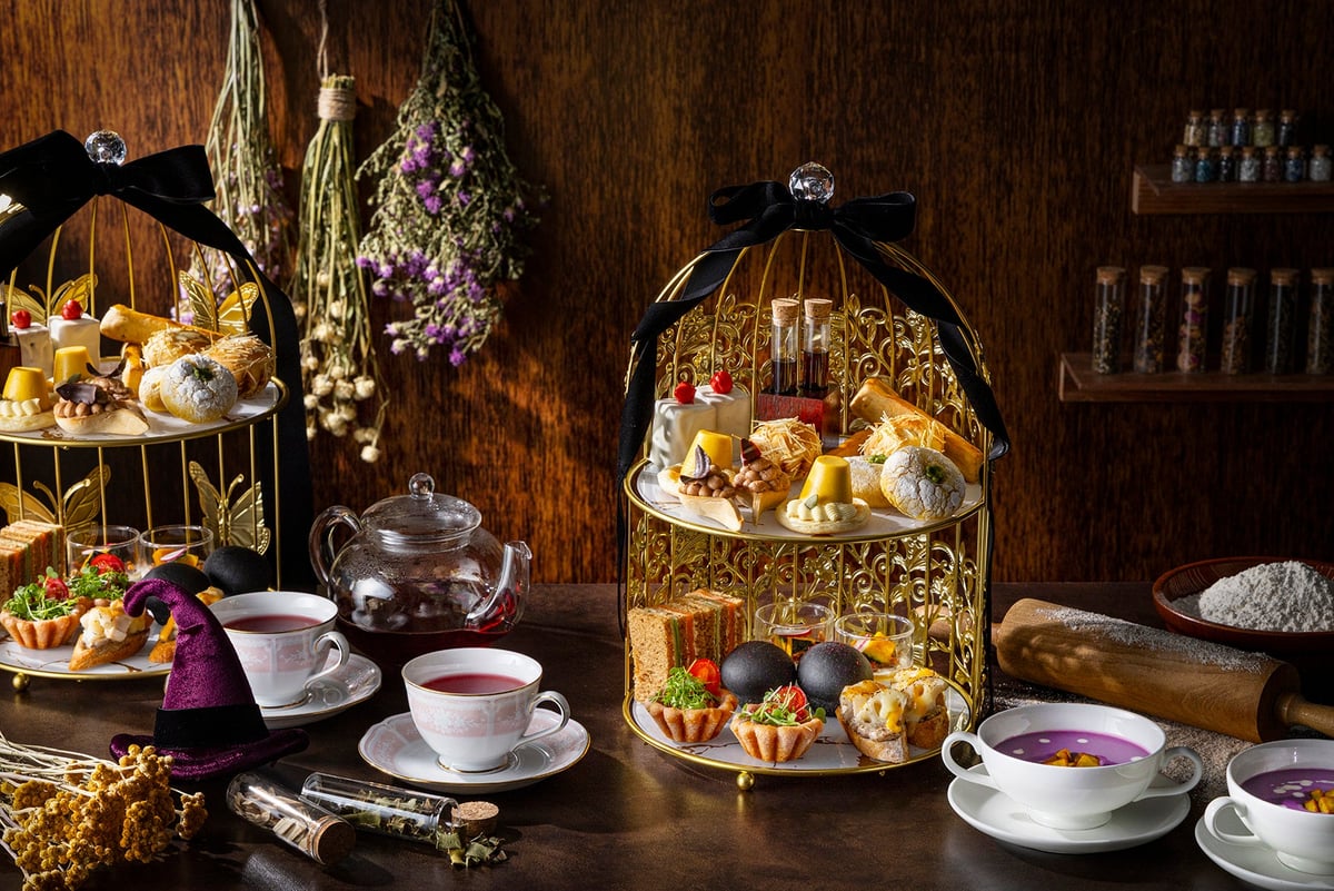An afternoon tea featuring bread made with abundant autumn flavors