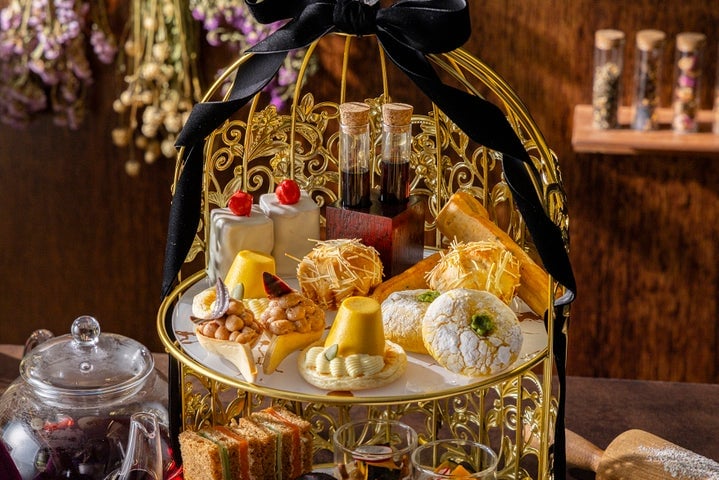 Top-Ranked Autumn 'Petit Boulangerie' Afternoon Tea at Hilton Tokyo
