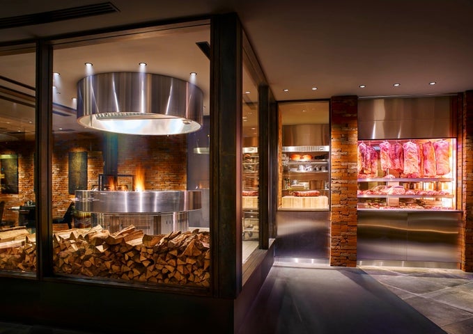 Hilton Tokyo's Metropolitan Grill Returns with Top-Ranked 'Adam and Eve Meat Afternoon Tea'