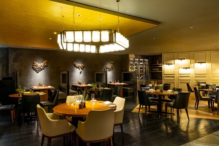 Hilton Tokyo's Metropolitan Grill Returns with Top-Ranked 'Adam and Eve Meat Afternoon Tea'