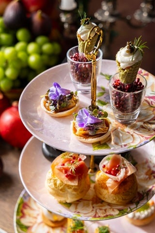 Hilton Tokyo's Metropolitan Grill Returns with Top-Ranked 'Adam and Eve Meat Afternoon Tea'