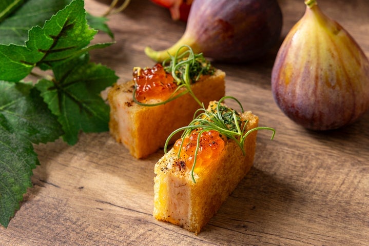 Hilton Tokyo's Metropolitan Grill Returns with Top-Ranked 'Adam and Eve Meat Afternoon Tea'