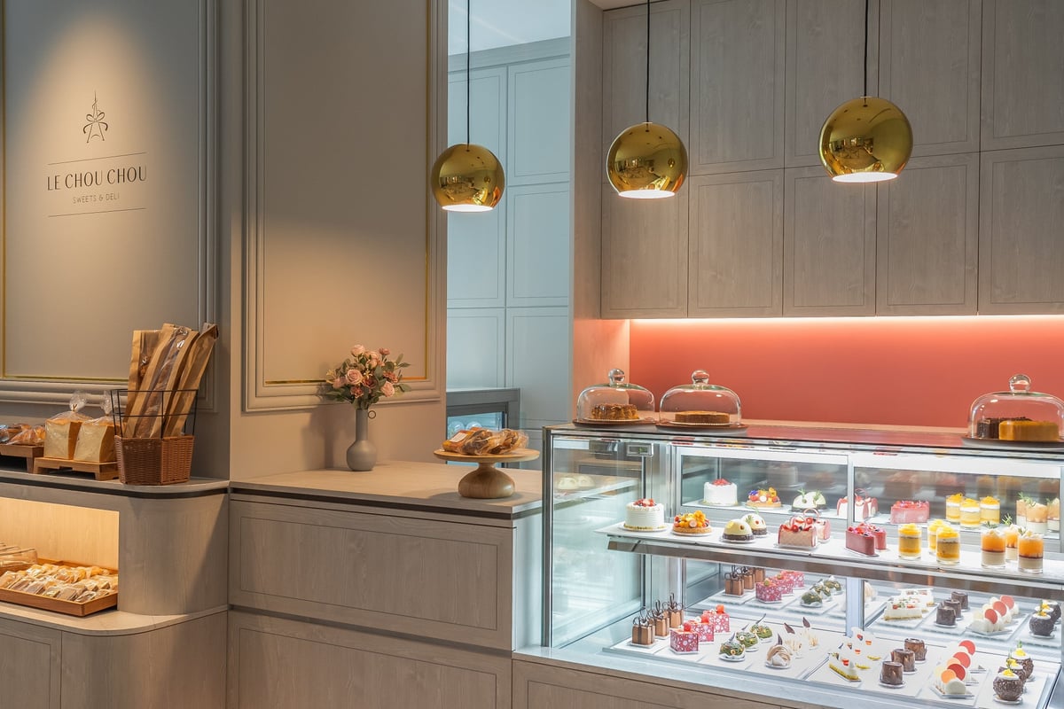 Hilton Tokyo Odaiba Opens LE CHOU CHOU -SWEETS&DELI- with Elegant Sweets and Savory Delicacies