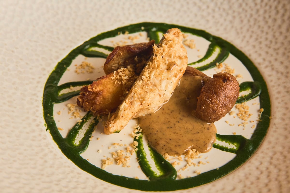 Grilled Flatfish with Buer Blanc Sauce +¥2,000 (tax included)