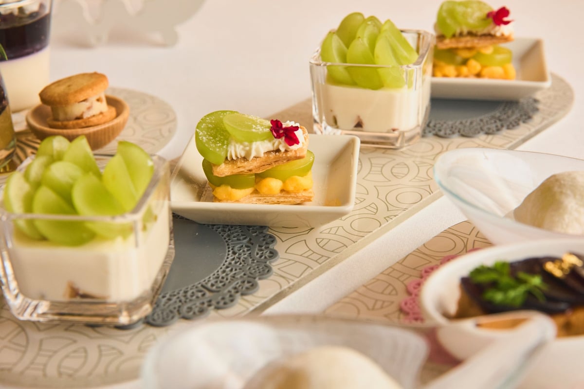 Shine Muscat mille-feuille and raisin butter sandwich