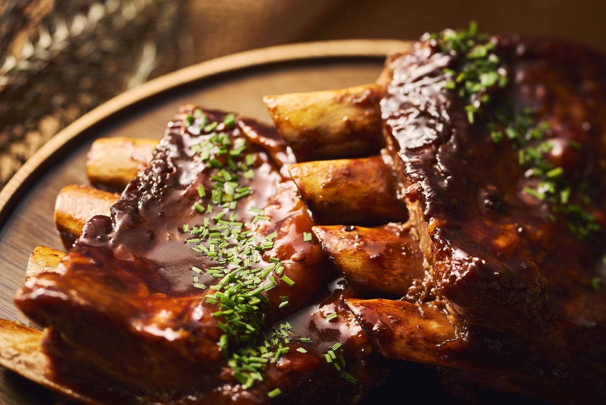 Spanish-style Barbecue Glazed Pork Ribs *Please note this is an image. Actual menu items may differ.