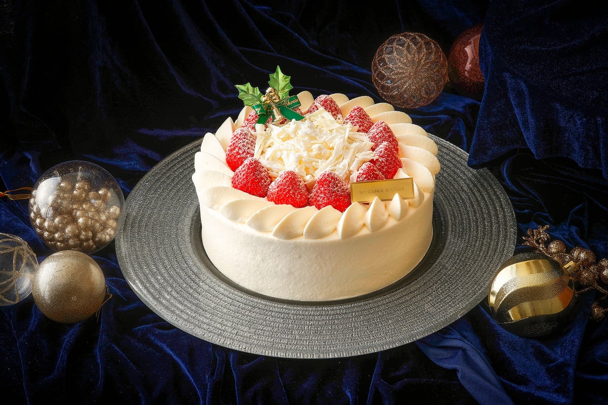 White Christmas Shortcake (18cm)