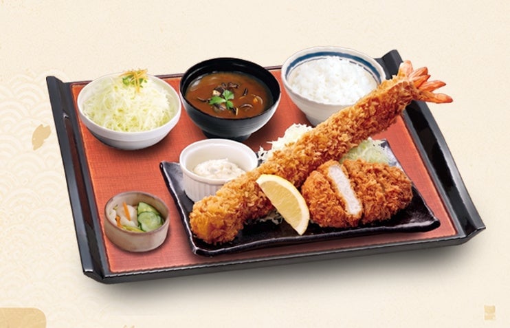 Luxurious limited menu using giant natural shrimp — ¥2,780 (tax included ¥3,058)