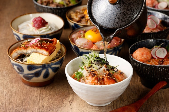 Komefuku Opens in Osaka with Unique Four-Dashi Bar and New Tempura Sushi Menu