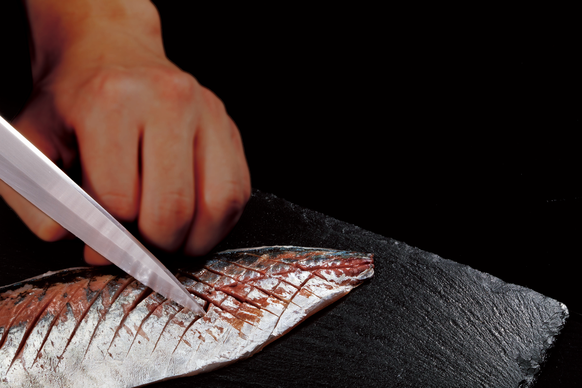 Kura Sushi Launches Premium Mutenkura Brand with New Shinjuku Location Featuring Hokkaido Fresh Fish and Japanese Tea Pa