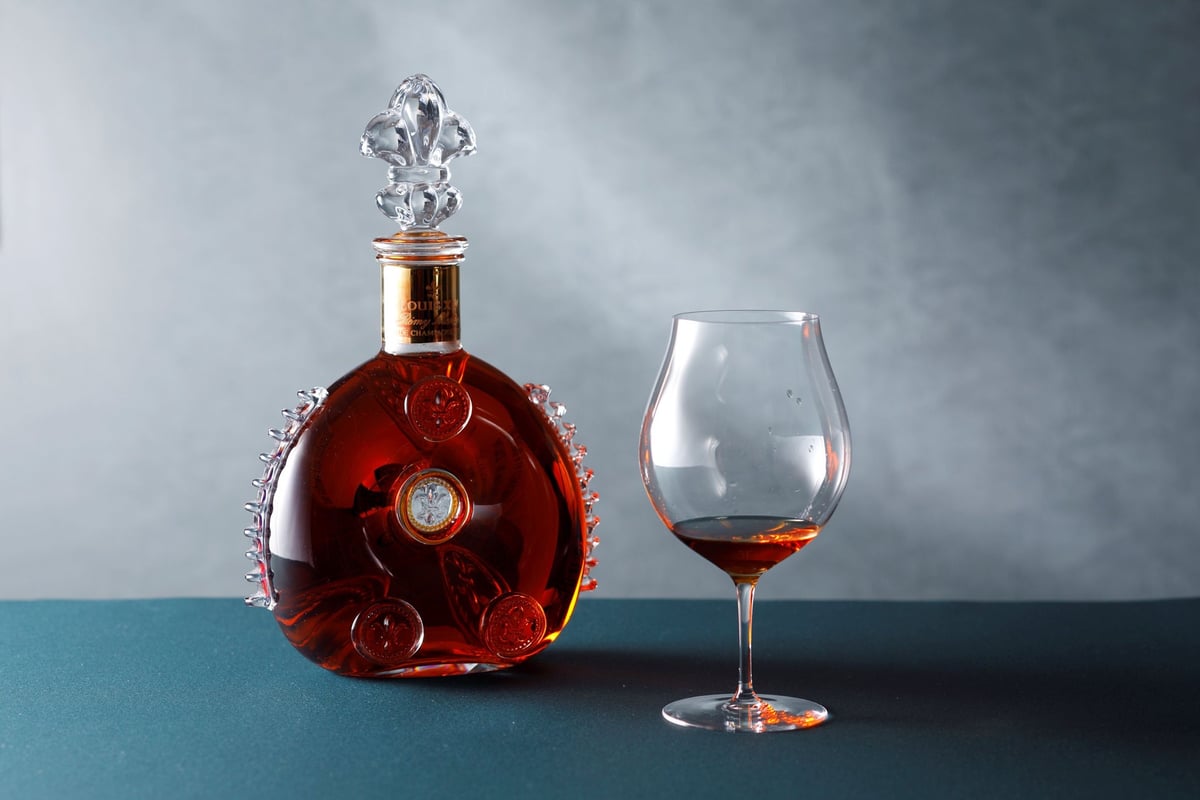 Limited-Edition Champagne and Cognac at BAR S Ginza