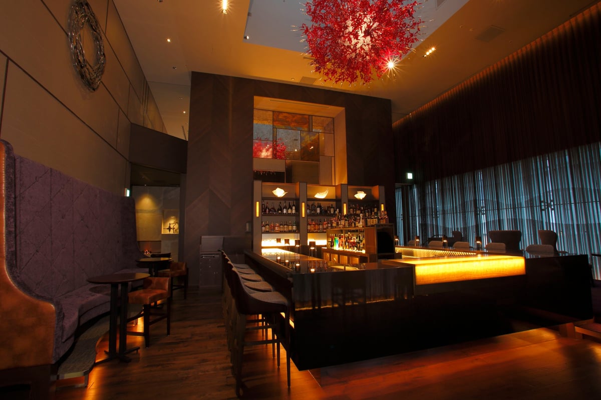 Limited-Edition Champagne and Cognac at BAR S Ginza