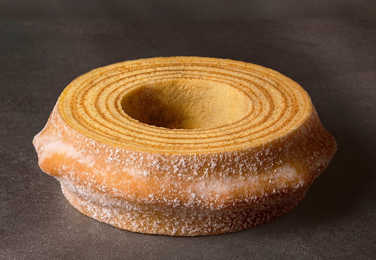 Limited-Time Baumkuchen Shop Opens in Nagoya with Pistachio Flavor
