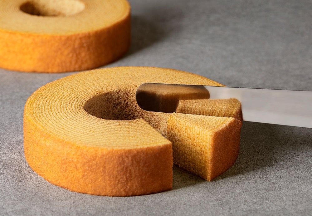 Limited-Time Baumkuchen Shop Opens in Nagoya with Pistachio Flavor