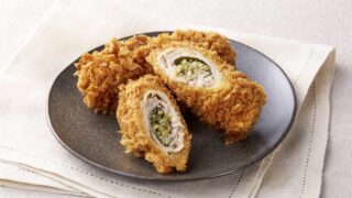 Maizen Launches Seasonal Azumino Stem Wasabi Pork Roll and Autumn Mixed Fry Bento in Japan