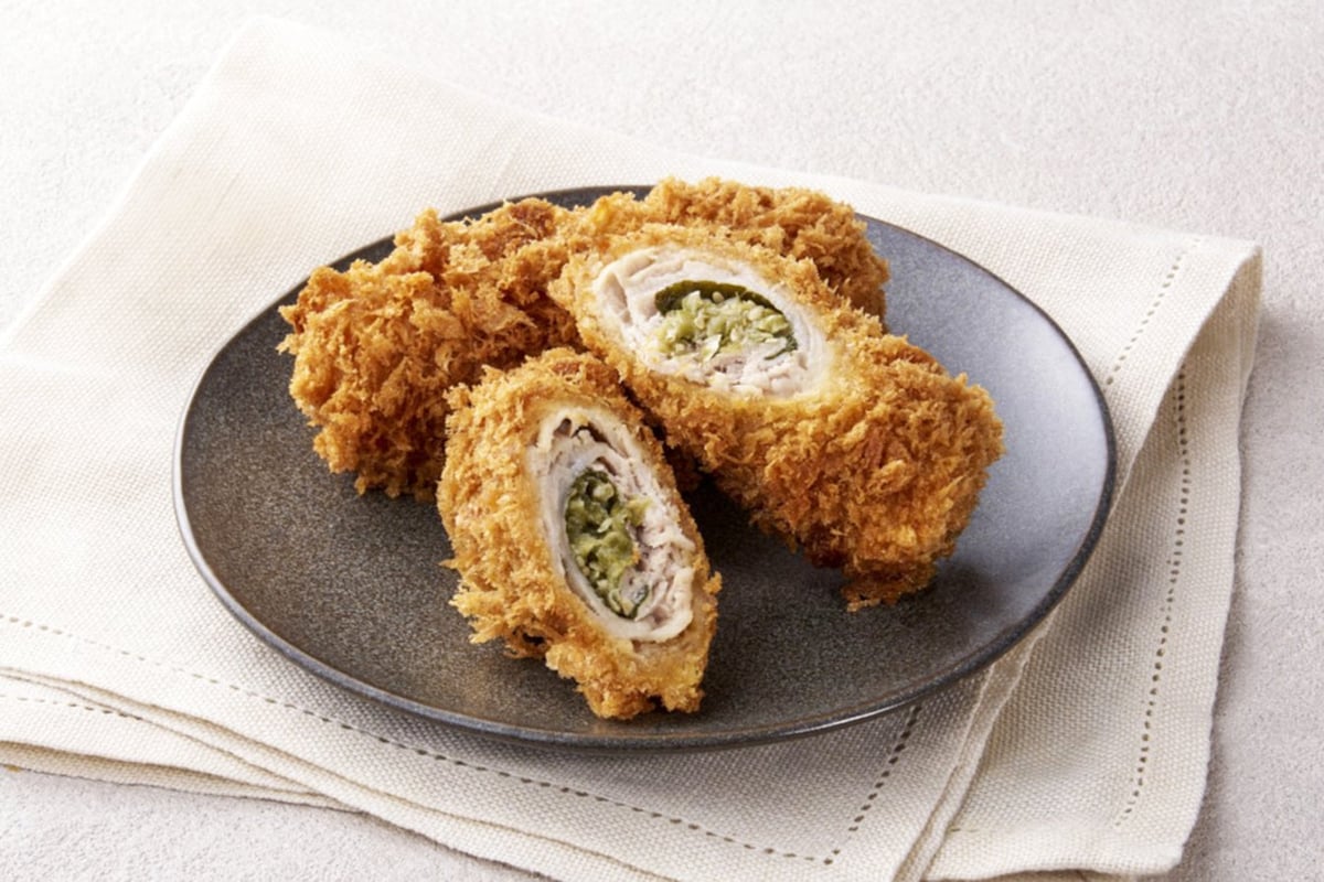 Maizen Launches Seasonal Azumino Stem Wasabi Pork Roll and Autumn Mixed Fry Bento in Japan