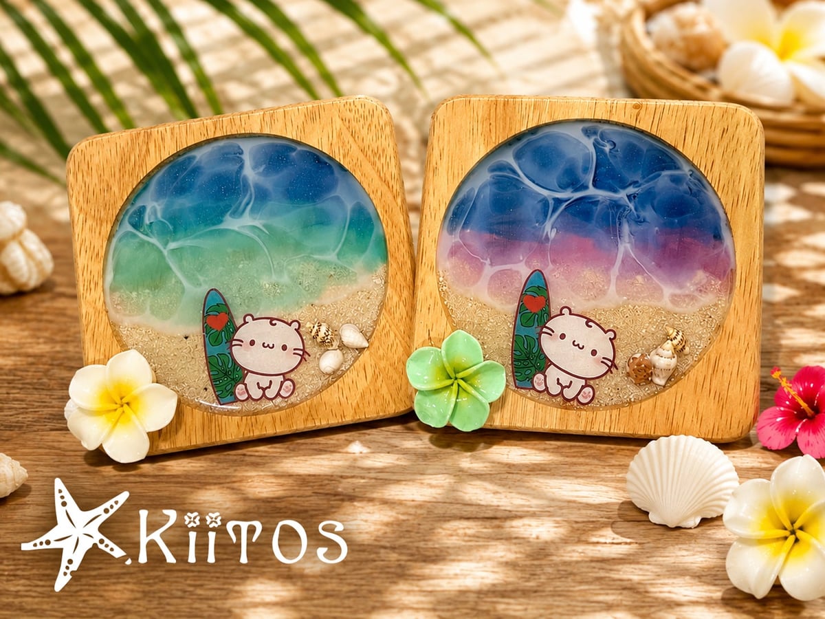 Images 10-11 Resin keychains and coasters by Kiitos inspired by the Shonan sea. Each piece is handmade, with unique expressions of the sea, wave patterns, and colors, making every item one of a kind.