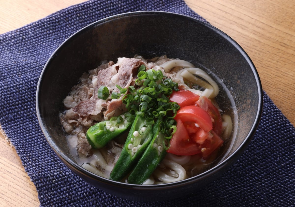 New Izakaya 'Motsuyaki Kushikatsu Asachan' Opens in Hiratsuka