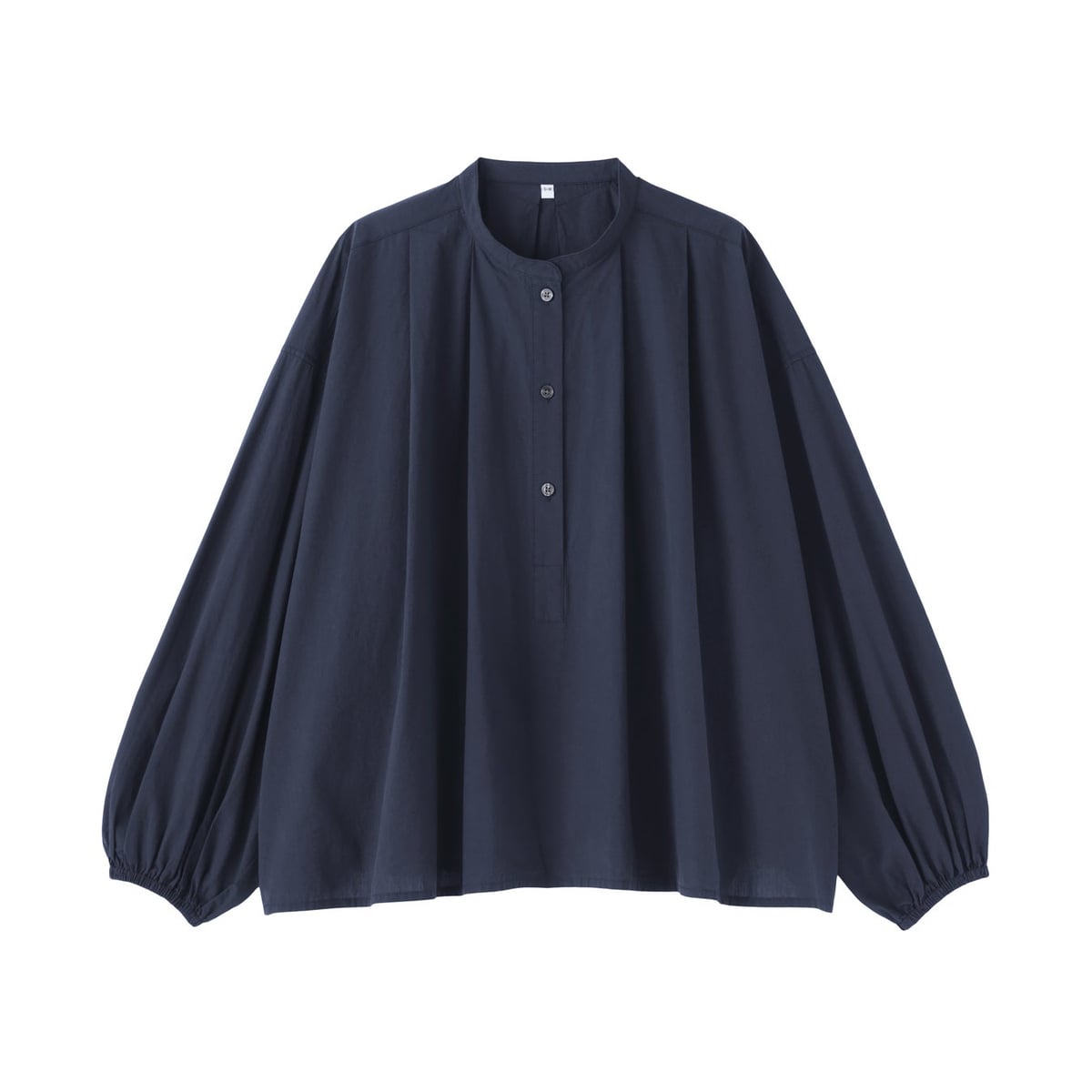 Muji Launches New "Straight Tailored" Clothing Series in Japan