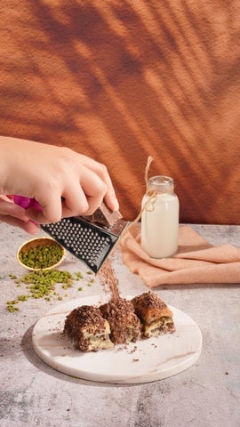 Nadir Gullu Debuts Cold Pistachio Baklava and Divan Dubai Chocolates at JR Nagoya Takashimaya