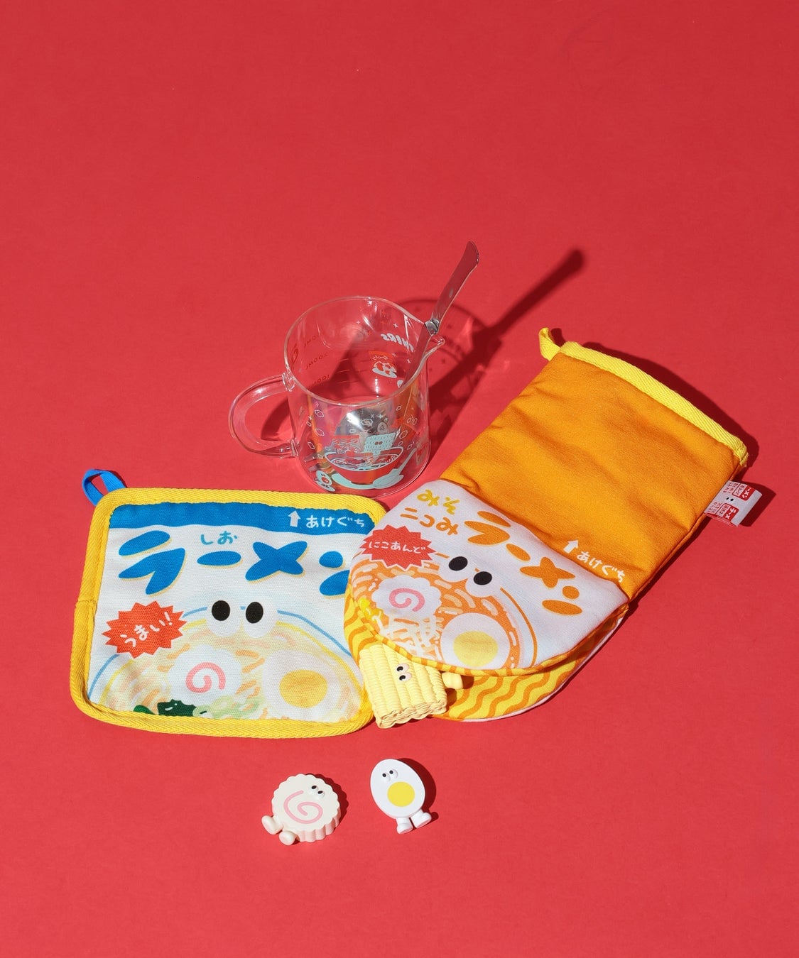 niko and ... Launches Instant Ramen Capsule Toy Collaboration with Unique Character Goods in Japan