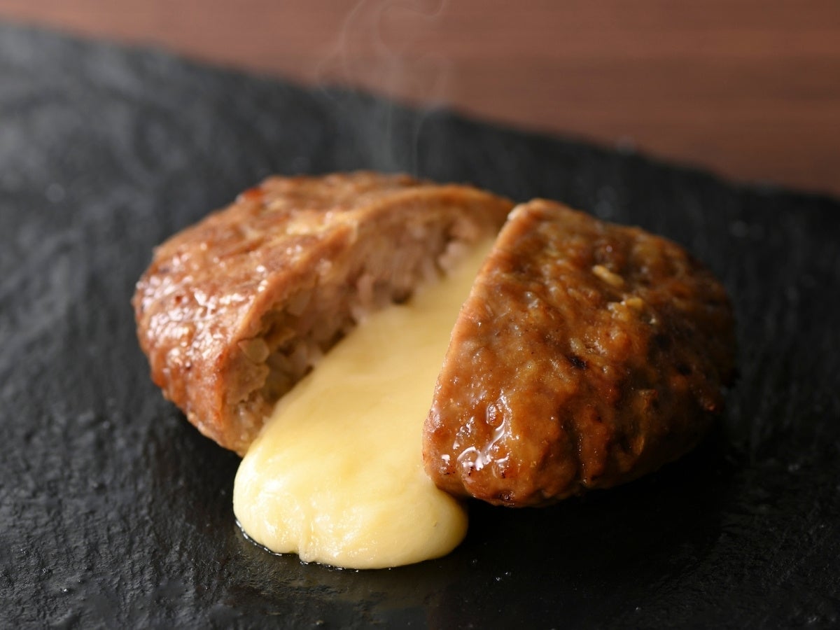 Nilax Buffet in Tokyo Offers All-You-Can-Eat Homemade Karaage from July 16