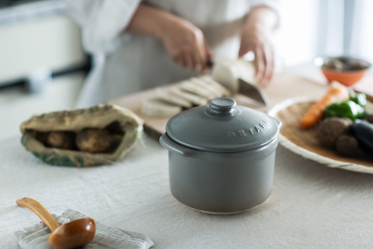 PETARI Introduces Deep Pot for Delicious Stews and Soups in Japan September 18