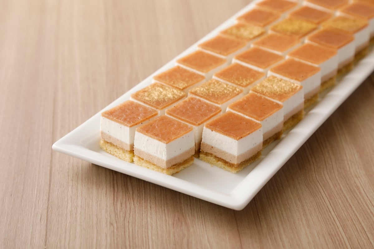 Premium Karubi Offers All-You-Can-Eat Seasonal Desserts and Homemade Gelato in Japan