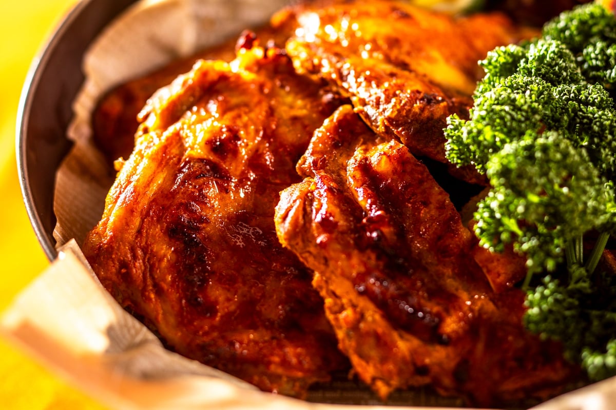Tandoori chicken — ¥680 (tax included).