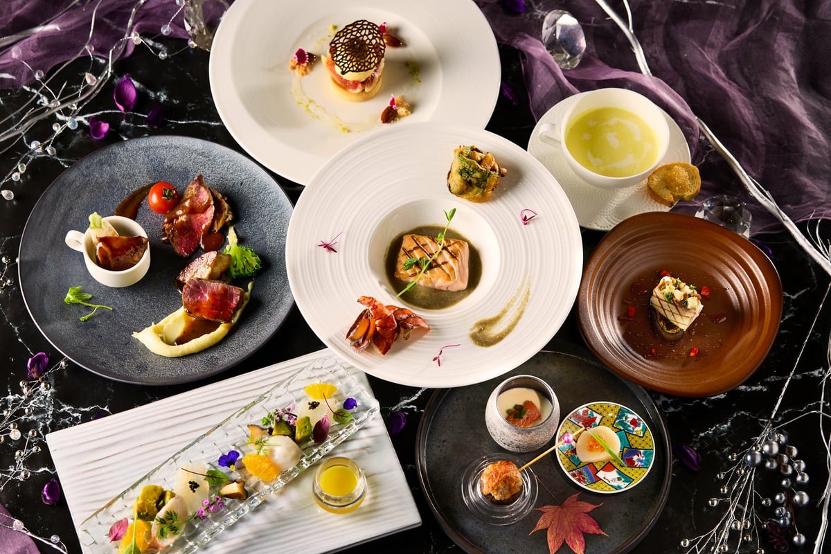Stylish modern French cuisine with the 'Autumn Skyscraper Dinner' for ¥16,000 (tax included).