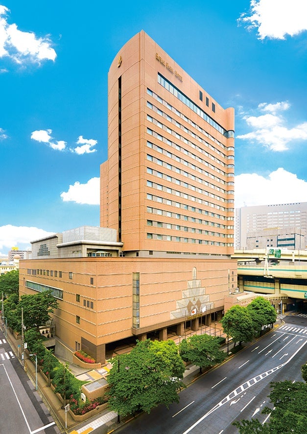 Summer Afternoon Tea with Shine Muscat and Peach at Royal Park Hotel Tokyo July 1