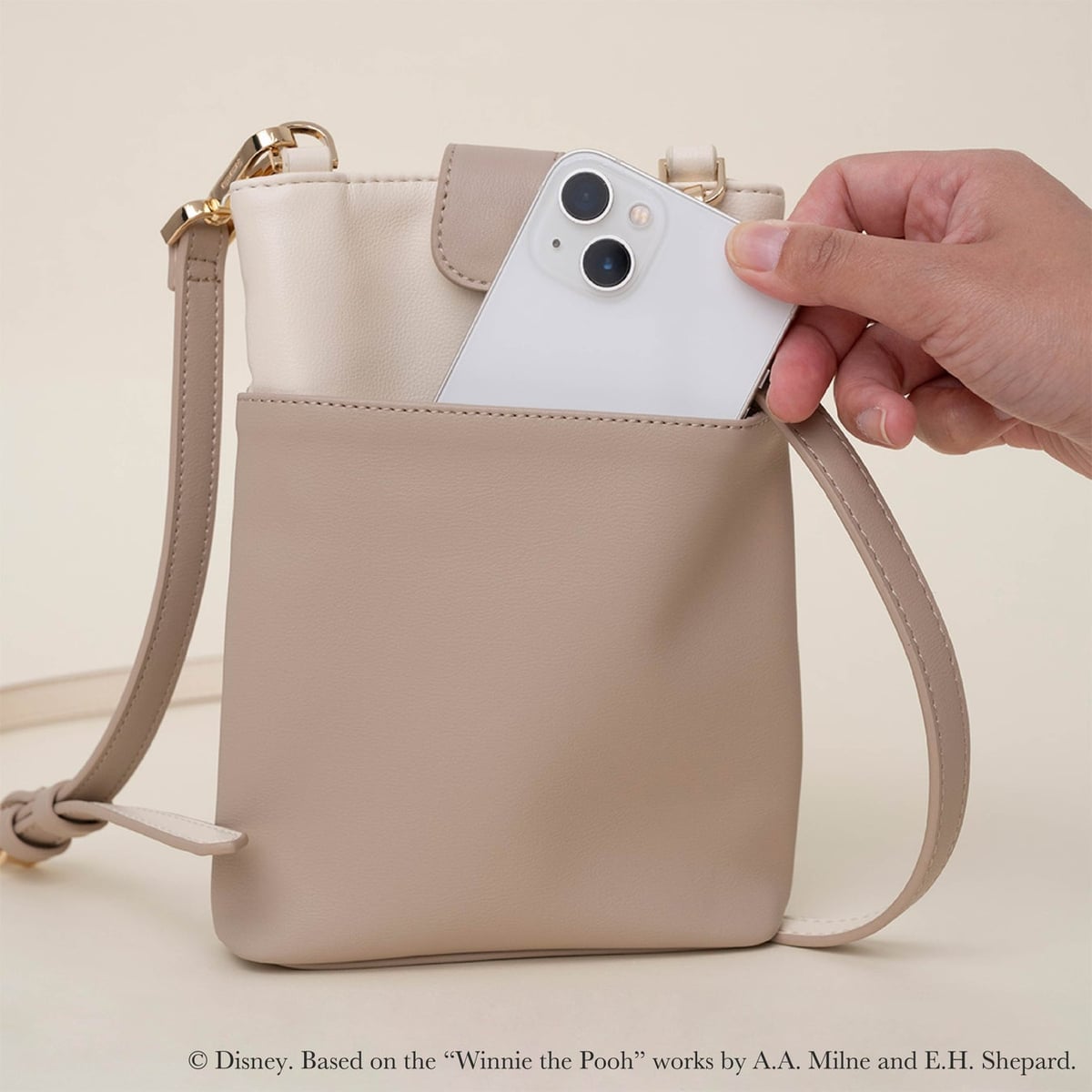Samantha Thavasa Launches Classic Winnie the Pooh Collection in Tokyo