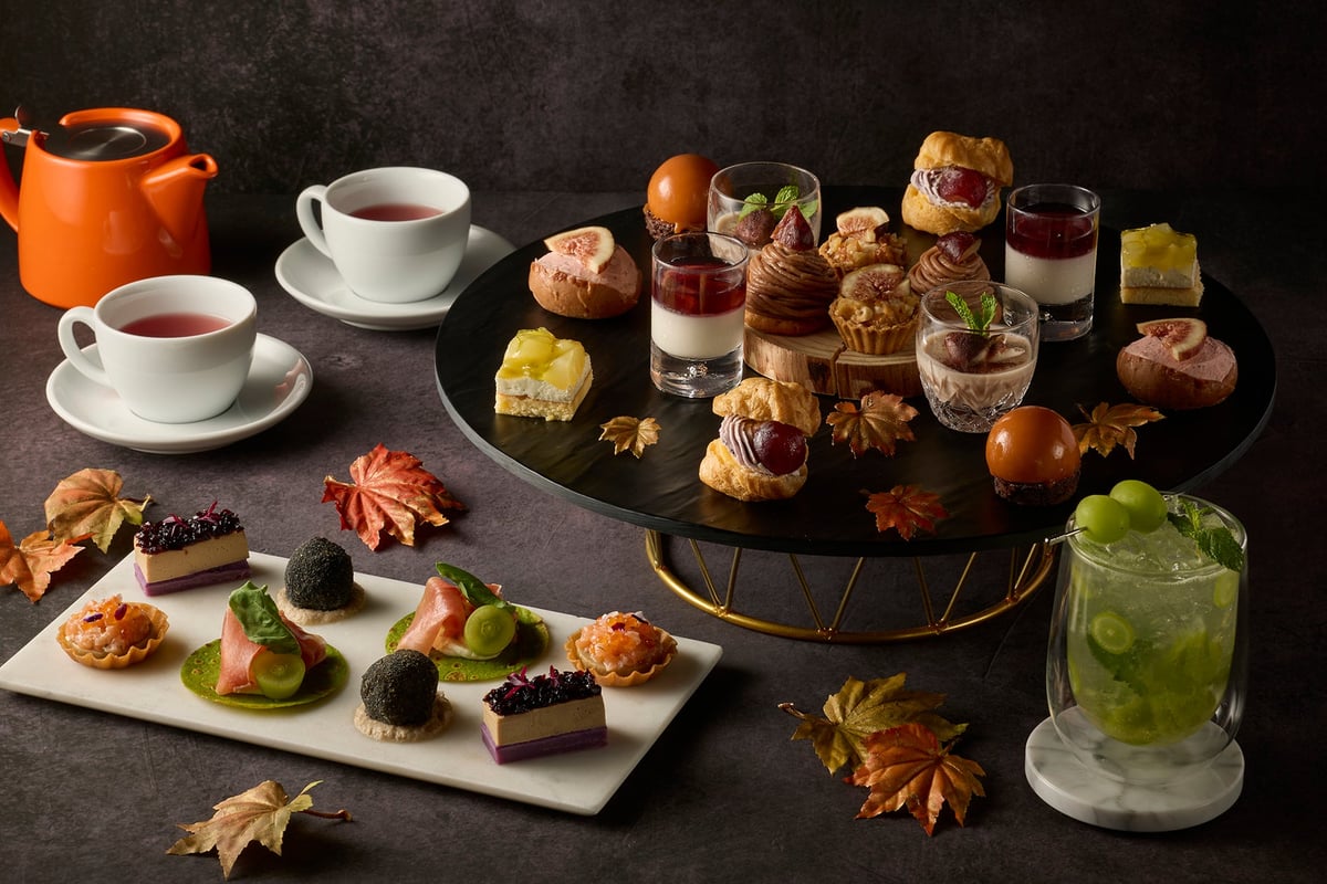 Autumn Harvest Afternoon Tea with Shine Muscat Julep — ¥6,000 (tax included)