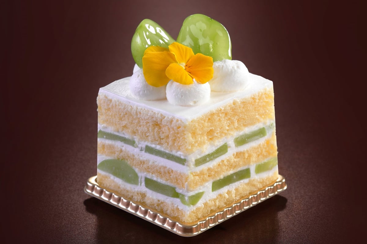 Sheraton Miyako Hotel Osaka Offers Autumn Sweets and Breads from ¥390