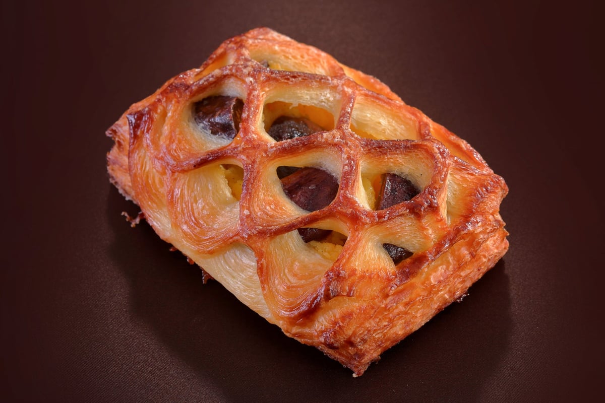Sheraton Miyako Hotel Osaka Offers Autumn Sweets and Breads from ¥390